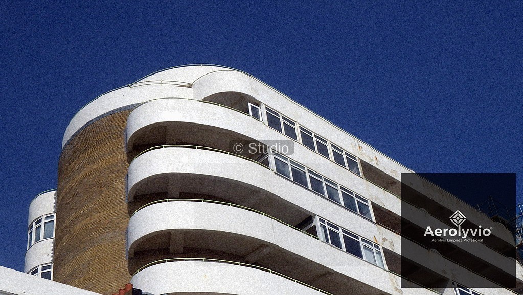 Limpieza Comercial y de Oficinas